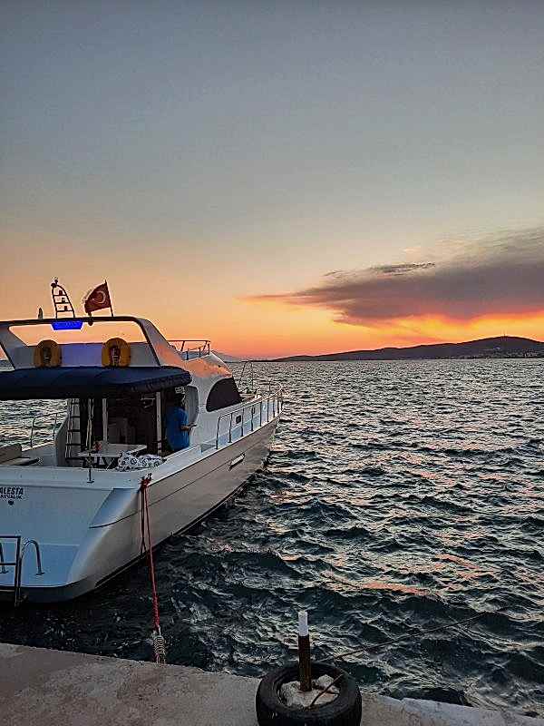 Yat Evlilik Teklifi 1 ozel kutlamalar1